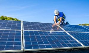 Installation et mise en production des panneaux solaires photovoltaïques à Courtenay